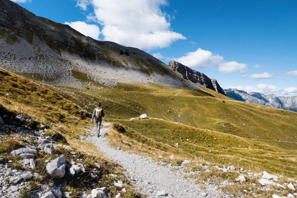 vacanza trekking in Paganella per percorrere i migliori itinerari trekking sulle Dolomiti in Trentino