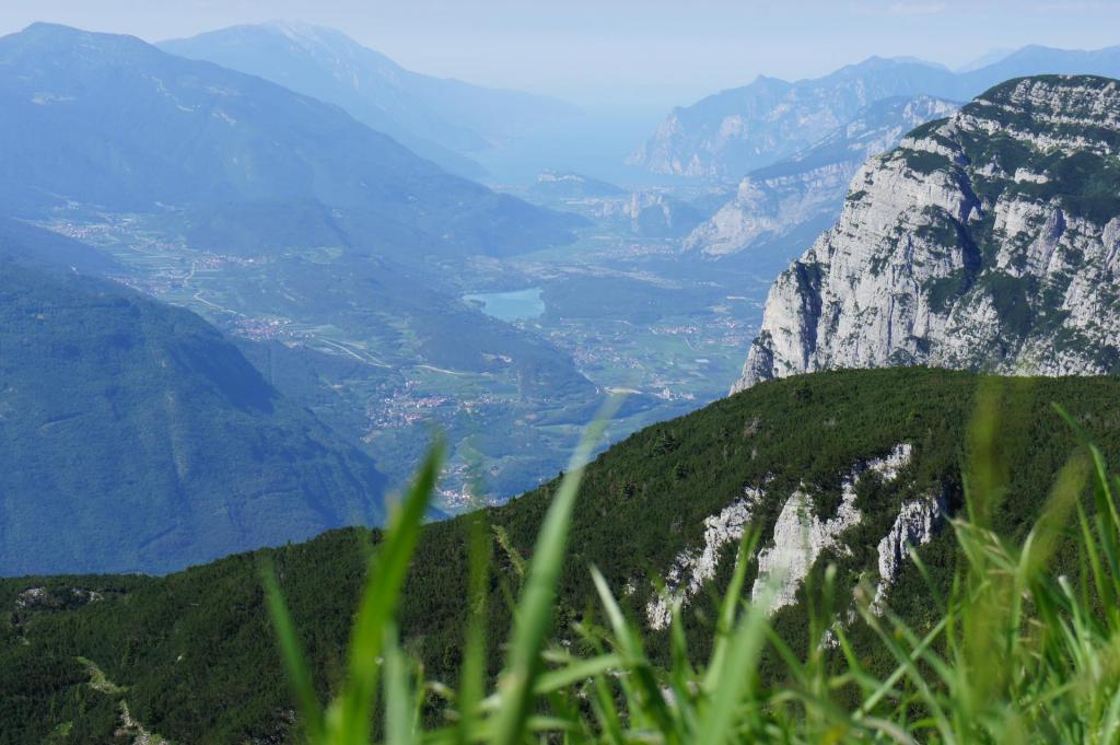 vacanza trekking in Paganella per percorrere i migliori itinerari trekking sulle Dolomiti in Trentino